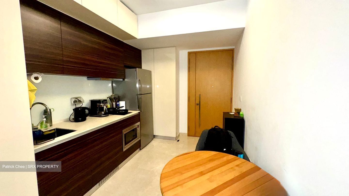 Commonwealth Towers (D3), Condominium #503802251